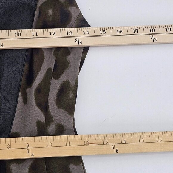 Karen Millen Camo Faux Leather Panel Skater Fit & Flare Dress Women’s Size 4 - Picture 7 of 8